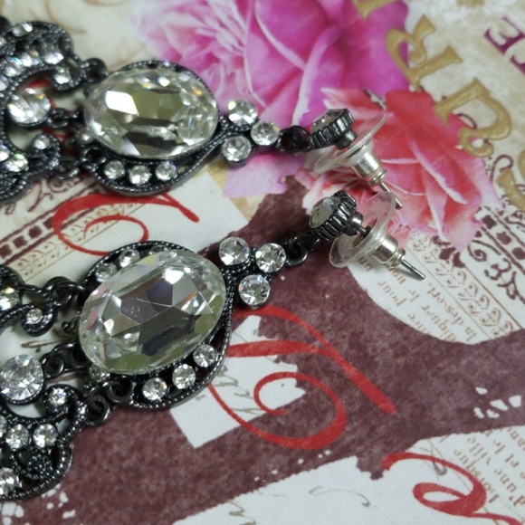 Fashion Jewelry earrings - Picture 3 of 4